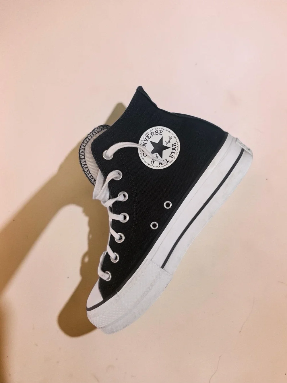 Converse Chuck Taylor High Top Platform Sneakers Size 8.5 W